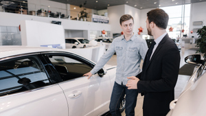 Экономист Беляев поддержал идею введения налогового вычета при покупке автомобиля