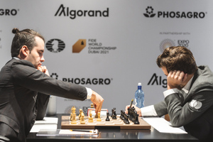Непомнящий и Карлсен сыграли вничью в седьмой партии матча за шахматную корону