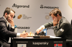 Непомнящий второй раз проиграл Карлсену в матче за мировую шахматную корону