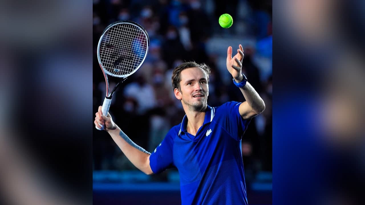 "Потрясающая команда": Теннисист Медведев назвал лучшим в карьере время на Кубке Дэвиса