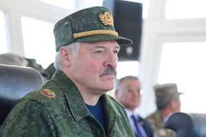 Лукашенко: Если бы к власти в Белоруссии пришла оппозиция, НАТО стояло бы под Смоленском