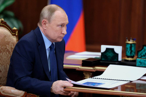 Песков: Путин не может повлиять на решения ЦБ о ключевой ставке