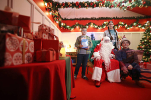 Россияне рассказали о самых желанных подарках от Деда Мороза