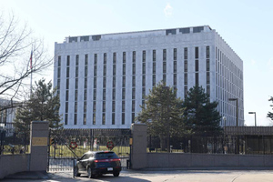 Посольство РФ назвало безответственными слова сенатора Уикера о ядерном ударе по России