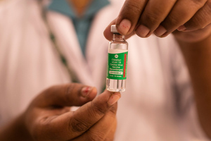 Таиланд отложил вакцинацию препаратом AstraZeneca за 40 минут до прививки премьера
