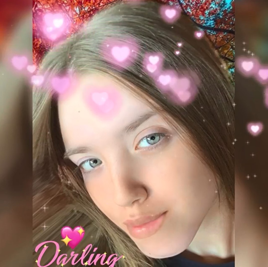 18-летняя дочь Елены Воробей, которая перенесла тяжёлую болезнь, удивила  всех своей красотой