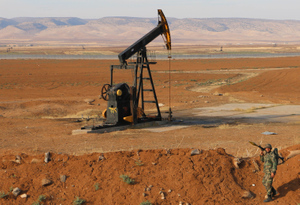 СМИ: На севере Сирии нанесён ракетный удар по нефтяной базе