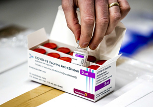 Нидерланды временно остановили использование вакцины от коронавируса AstraZeneca