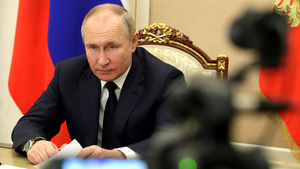 Путин призвал оперативно реагировать на попытки дестабилизации в стране