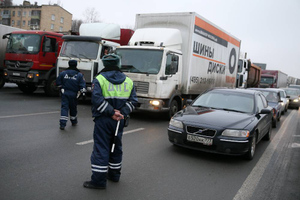На месяц позже: новые правила для въезда грузовиков в Москву заработают лишь с 5 мая