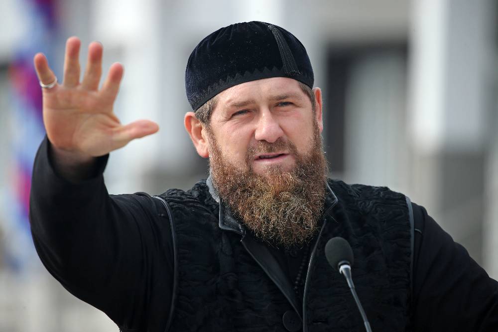 "Отвечайте за слова и не позорьтесь": Кадыров призвал Байдена поговорить с Путиным