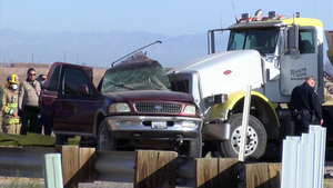 В ДТП с участием грузовика в Калифорнии погибло 15 человек