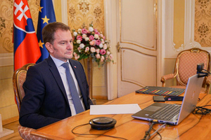 Премьер Словакии назвал условие ухода в отставку на фоне скандала с поставкой "Спутника V"