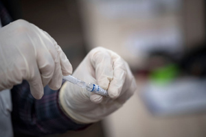 Применение российской вакцины "Спутник V" одобрило уже 55 стран