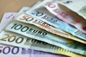 Евро подорожал до 86 рублей впервые с 21 сентября
