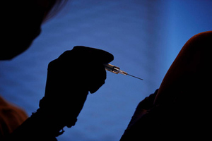 На Украине второй человек умер после прививки индийской вакциной от ковида