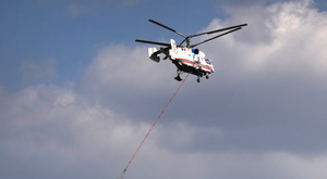 Один спасатель погиб при падении вертолёта МЧС в залив под Калининградом
