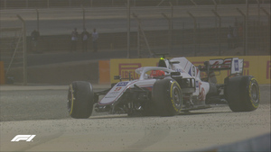 Мазепин назвал своей ошибкой сход с трассы в дебютной гонке "Формулы-1"