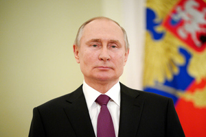 Путин увеличил до 5 млн рублей размер премии "За вклад в укрепление единства российской нации"
