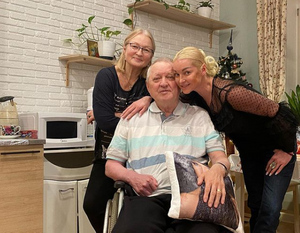 "Не говорит уже 12 лет": Волочкова открыто рассказала о тяжёлой болезни отца