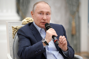 Путин заявил, что во власти должны быть люди разных взглядов и убеждений