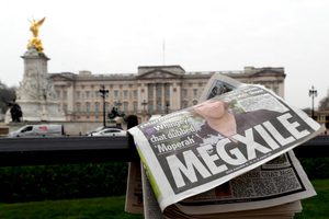 Захарова назвала обрушением декораций скандальное интервью принца Гарри и Меган Маркл