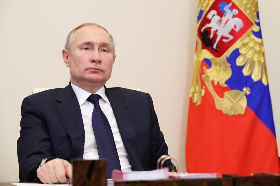Путин поддержал идею о закреплении в законе статуса молодого учёного 