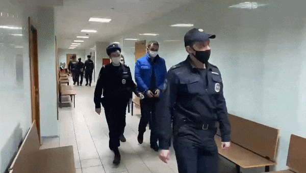 Суд в Москве арестовал экс-полицейского, который в белой горячке мог убить шестилетнего сына