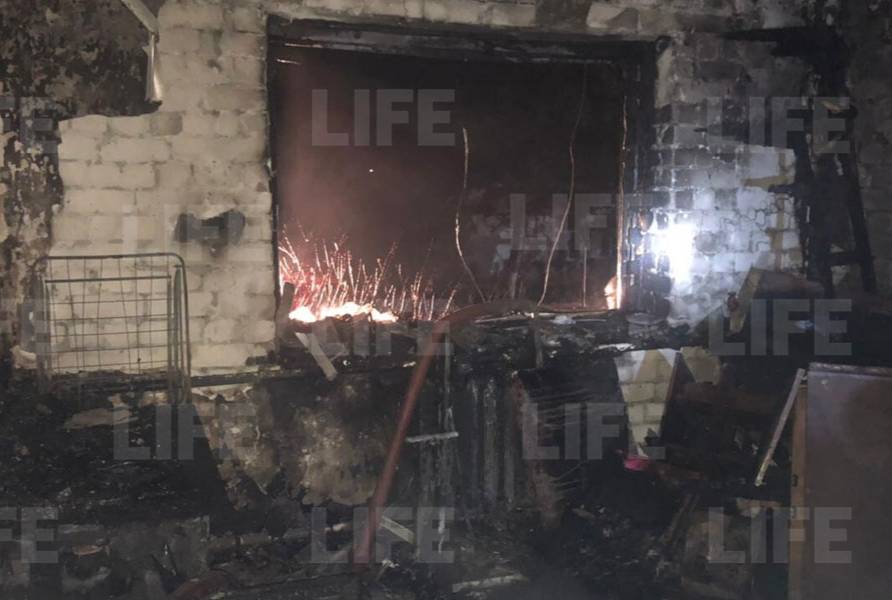 На Кубани мать и двое детей погибли при пожаре в частном доме