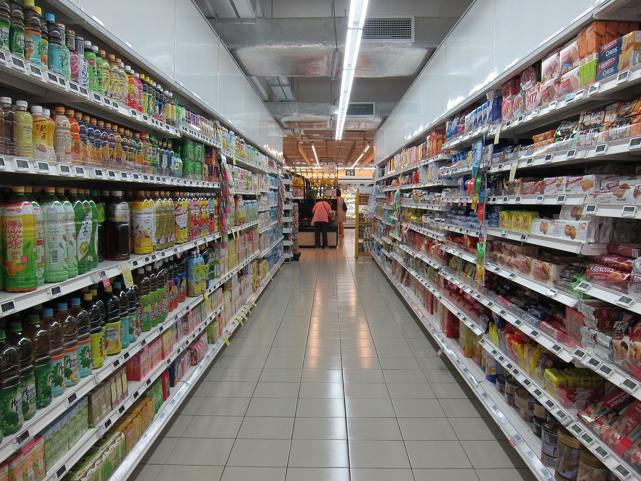 В Совфеде оценили инициативу введения уголовного наказания за фейки о росте цен на продукты