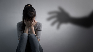 
Семейные тайны: как девочка-подросток посадила двух родственников за сексуальные домогательства