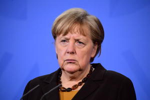 Bild: Меркель записалась на прививку от коронавируса, но затем спешно отменила её