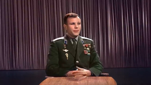 Опубликовано уникальное цветное поздравление Гагарина с первой годовщиной полёта в космос
