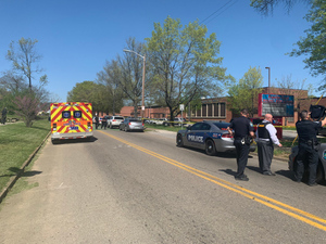 Несколько человек получили ранения в результате стрельбы в школе в Теннесси