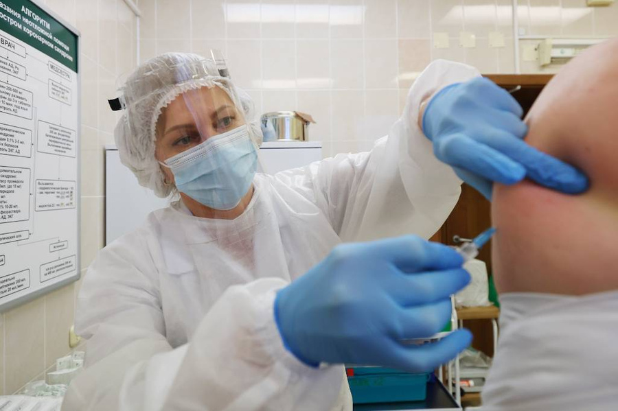 Вакцинация от коронавируса в Белоруссии. Фото © "Стрингер" / ТАСС