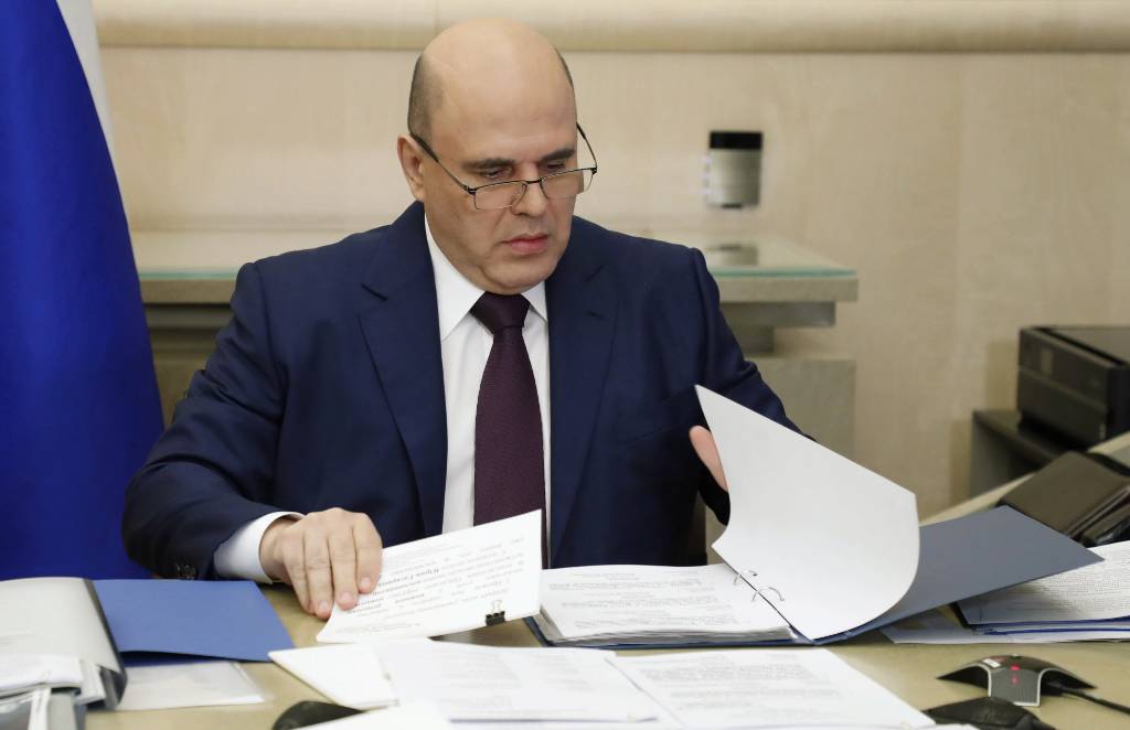 Мишустин распорядился вернуть деньги туристам за путёвки, купленные до 31 марта