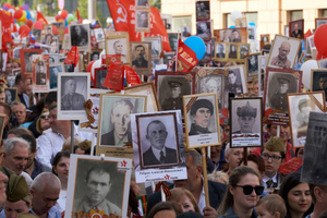 Шествие "Бессмертного полка" может пройти 24 июня