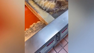 Работник "Макдоналдса" тайком снял фритюр, от вида которого никто и никогда не захочет картошку фри