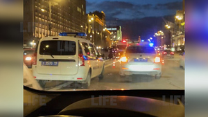На Садовом кольце в Москве автомобиль насмерть сбил пешехода — видео