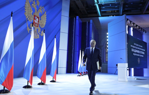 Путин огласил Послание Федеральному собранию, а заодно и россиянам, и вирусологам, и Шерхану