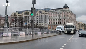 На Пушкинской площади в Москве перед несогласованной акцией заметили фургон с видеораспознаванием лиц