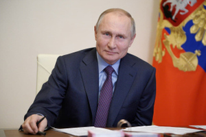 Путин предложил до конца года сохранить программу туристического кешбэка