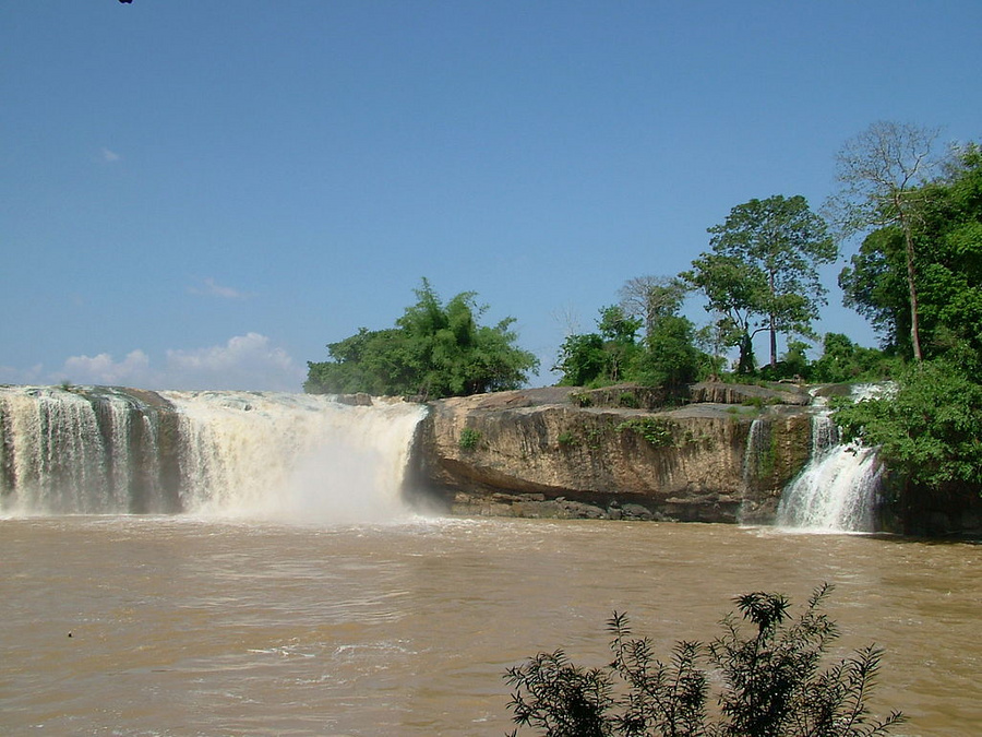 Водопад Драй Сап, Джиа Лонг. Фото © Wikipedia / Dotuanhungdaklak