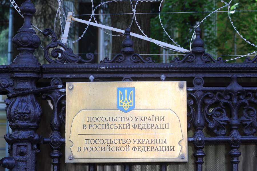 Раскрыто имя украинского дипломата, которого вышлют из России  