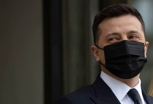 На Украине заявили, что Зеленский может объявить о досрочных президентских выборах