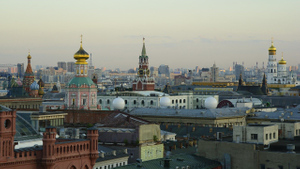 В Москве и области объявили жёлтый уровень опасности из-за сильного ветра