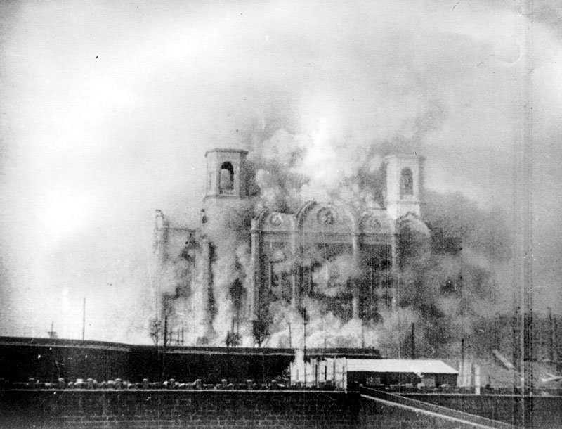 В 1932 году в Краснодаре горсовет принял решение к 1 мая снести Александро-Невский монастырь. Фото © Wikipedia 