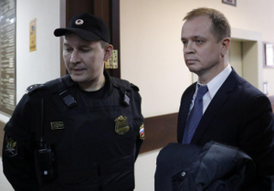 Песков заявил, что задержание адвоката Павлова не является прерогативой Кремля