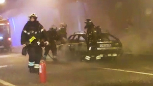 В Лефортовском тоннеле Москвы сгорел автомобиль — видео