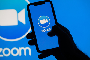В Кремле оценили ограничение использования Zoom в России: Нужно разрабатывать свои сервисы
